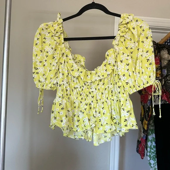 FOR LOVE & LEMONS ditsy yellow floral top size M - Picture 2 of 5